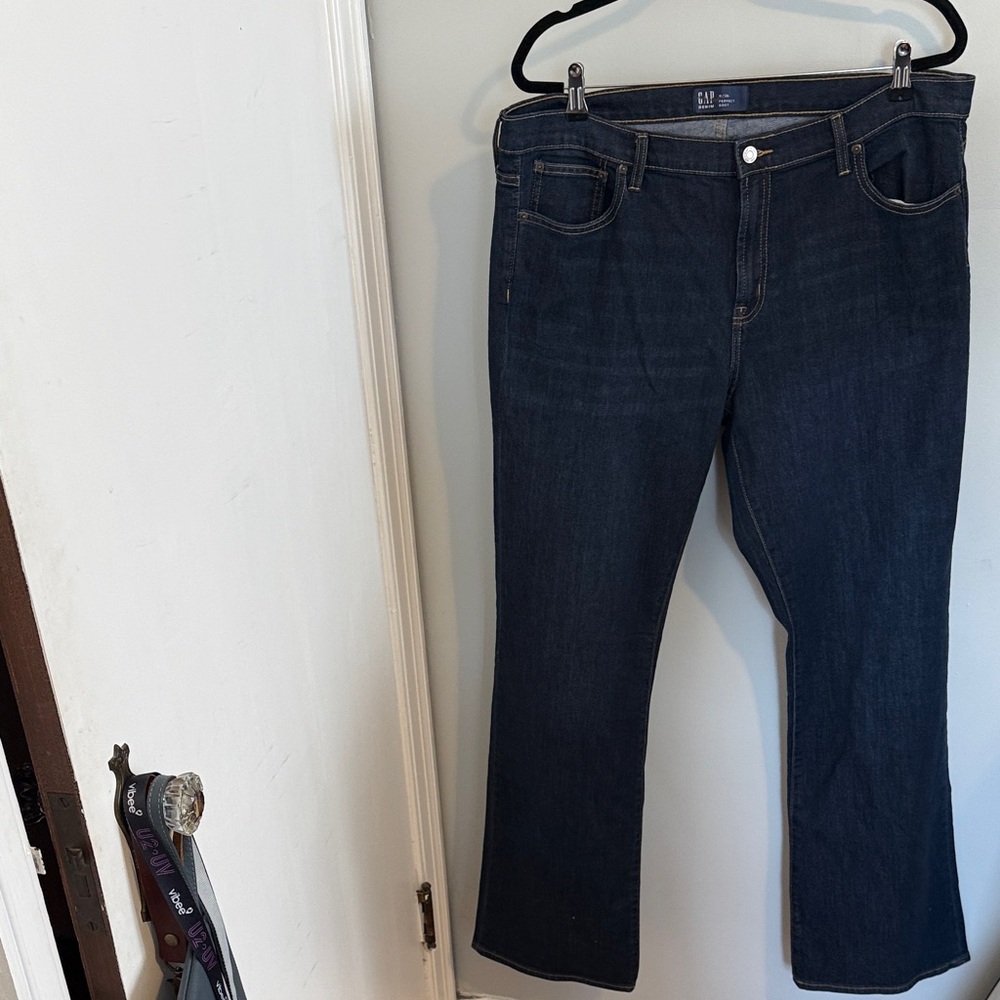 GAP women’s Deep Indigo Bootcut Jeans 16/33L